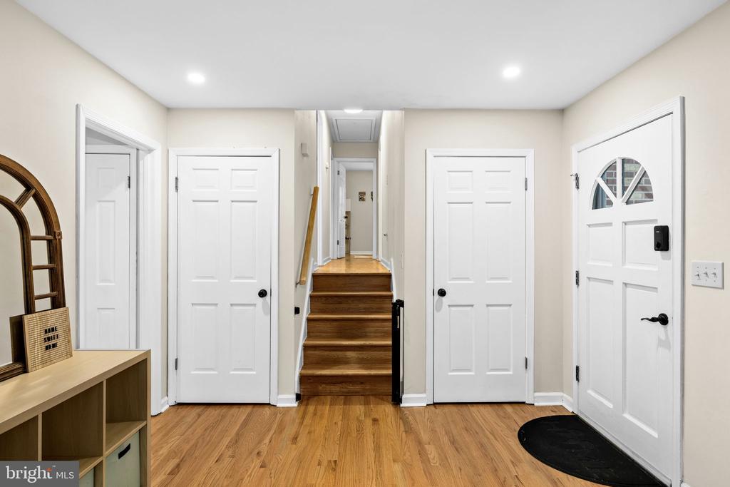 836 CHURCHILL DR, FREDERICKSBURG, Virginia 22407, 4 Bedrooms Bedrooms, ,2 BathroomsBathrooms,Residential,836 CHURCHILL DR,VASP2041664 MLS # VASP2041664