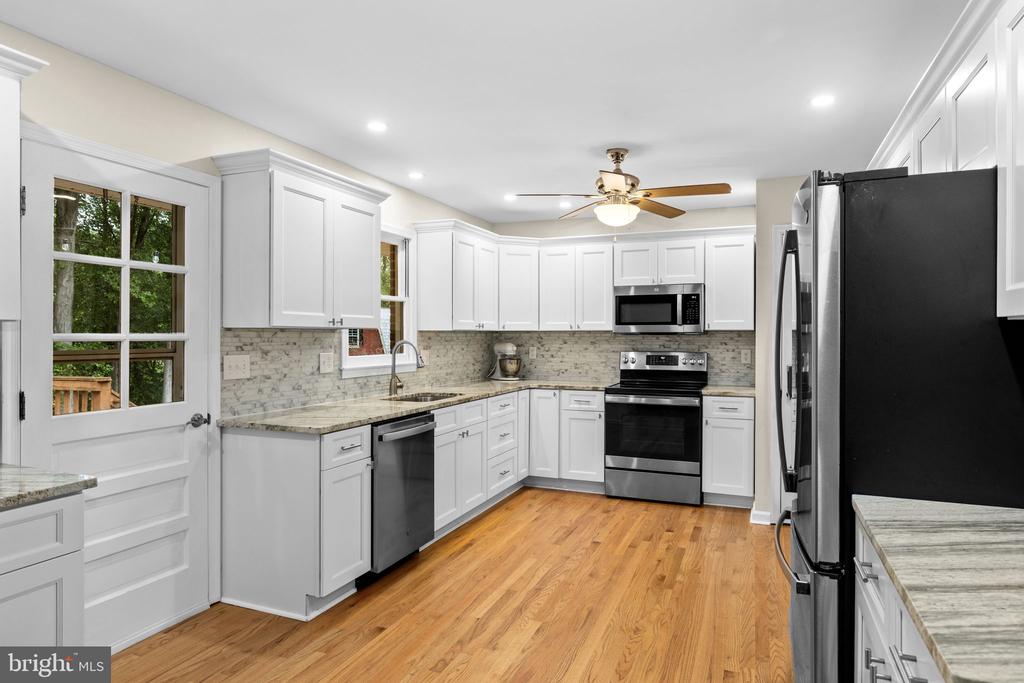 836 CHURCHILL DR, FREDERICKSBURG, Virginia 22407, 4 Bedrooms Bedrooms, ,2 BathroomsBathrooms,Residential,836 CHURCHILL DR,VASP2041664 MLS # VASP2041664