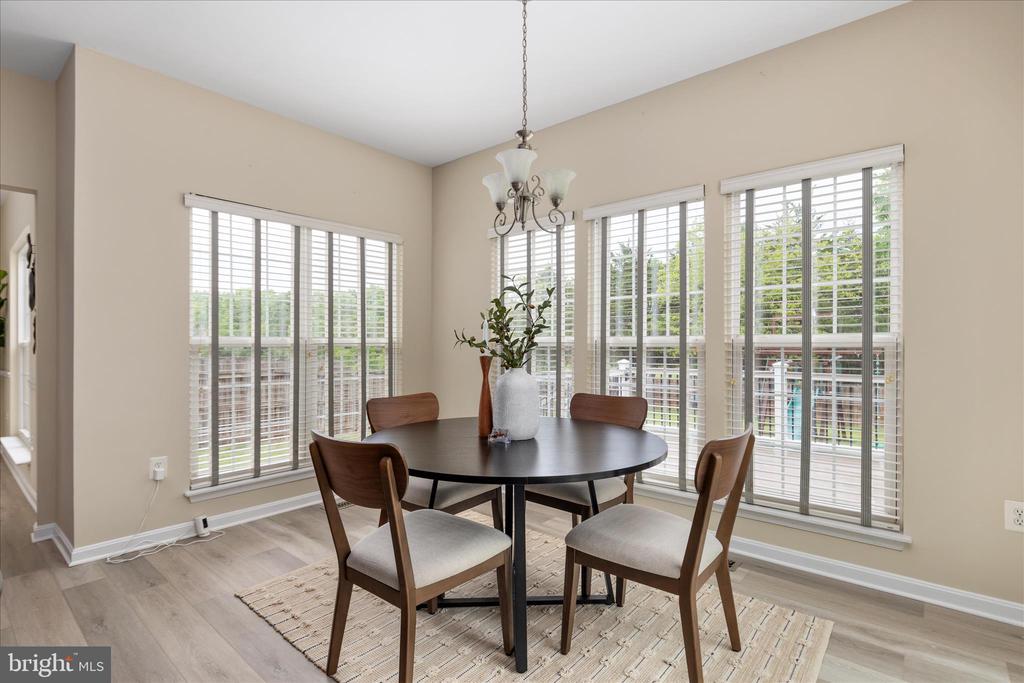6118 OLIVERA AVE, BEALETON, Virginia 22712, 5 Bedrooms Bedrooms, ,3 BathroomsBathrooms,Residential,6118 OLIVERA AVE,VAFQ2021812 MLS # VAFQ2021812