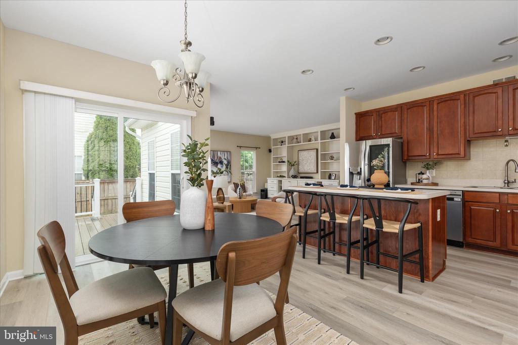 6118 OLIVERA AVE, BEALETON, Virginia 22712, 5 Bedrooms Bedrooms, ,3 BathroomsBathrooms,Residential,6118 OLIVERA AVE,VAFQ2021812 MLS # VAFQ2021812