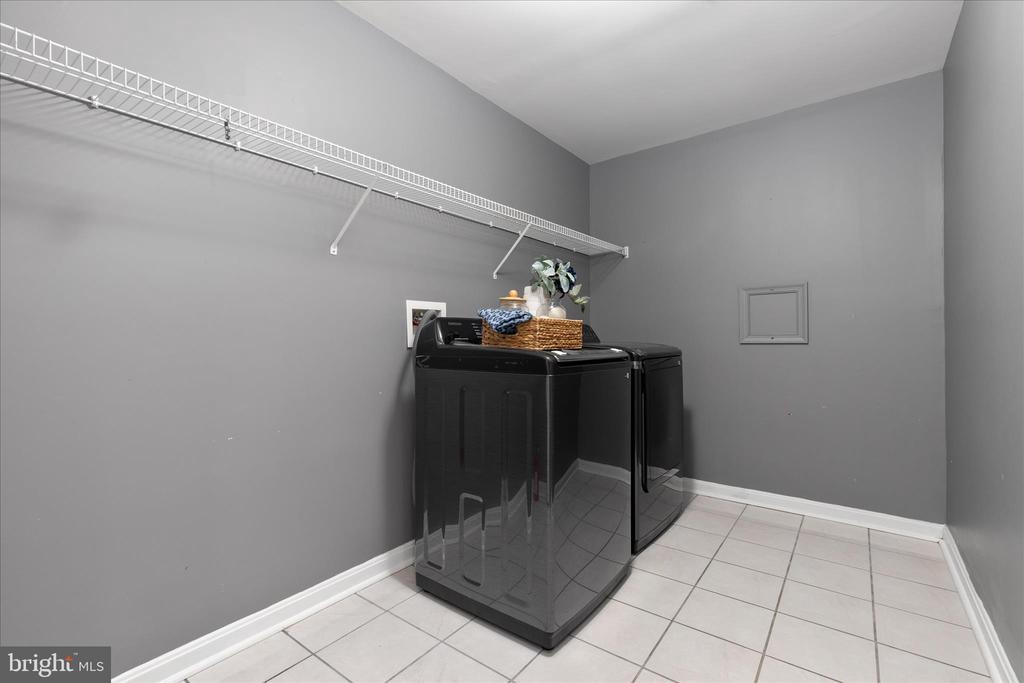 6118 OLIVERA AVE, BEALETON, Virginia 22712, 5 Bedrooms Bedrooms, ,3 BathroomsBathrooms,Residential,6118 OLIVERA AVE,VAFQ2021812 MLS # VAFQ2021812