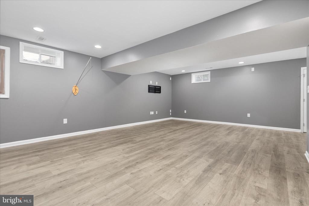 6118 OLIVERA AVE, BEALETON, Virginia 22712, 5 Bedrooms Bedrooms, ,3 BathroomsBathrooms,Residential,6118 OLIVERA AVE,VAFQ2021812 MLS # VAFQ2021812