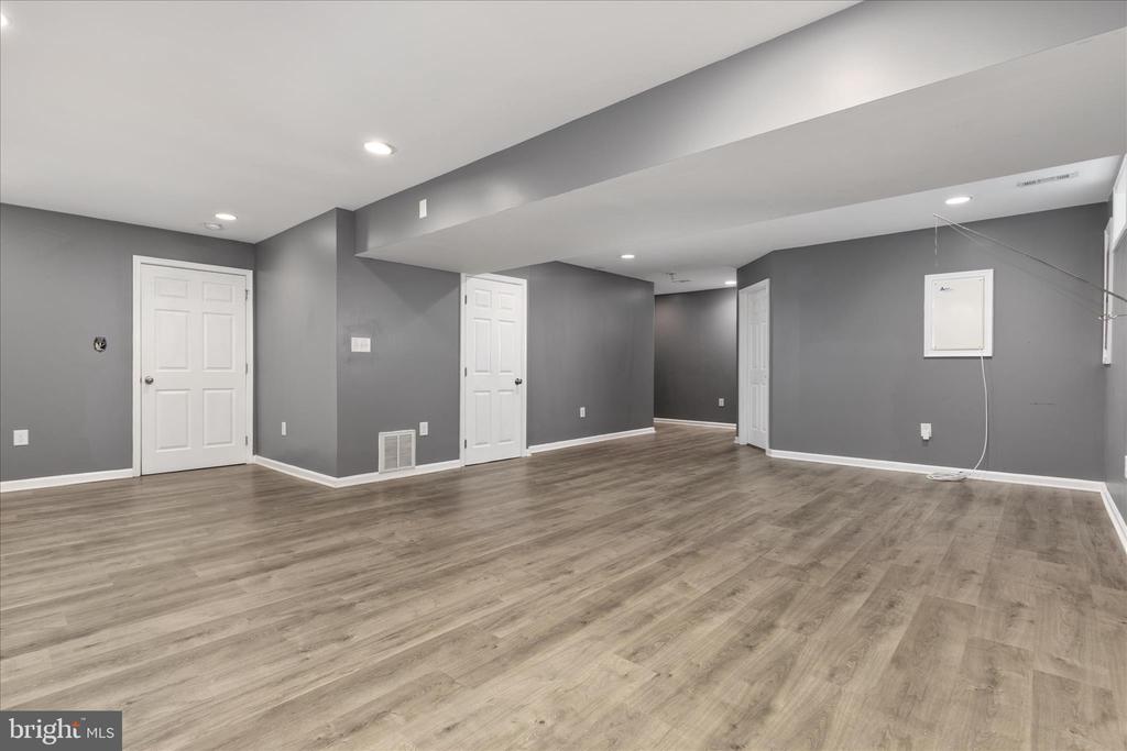 6118 OLIVERA AVE, BEALETON, Virginia 22712, 5 Bedrooms Bedrooms, ,3 BathroomsBathrooms,Residential,6118 OLIVERA AVE,VAFQ2021812 MLS # VAFQ2021812