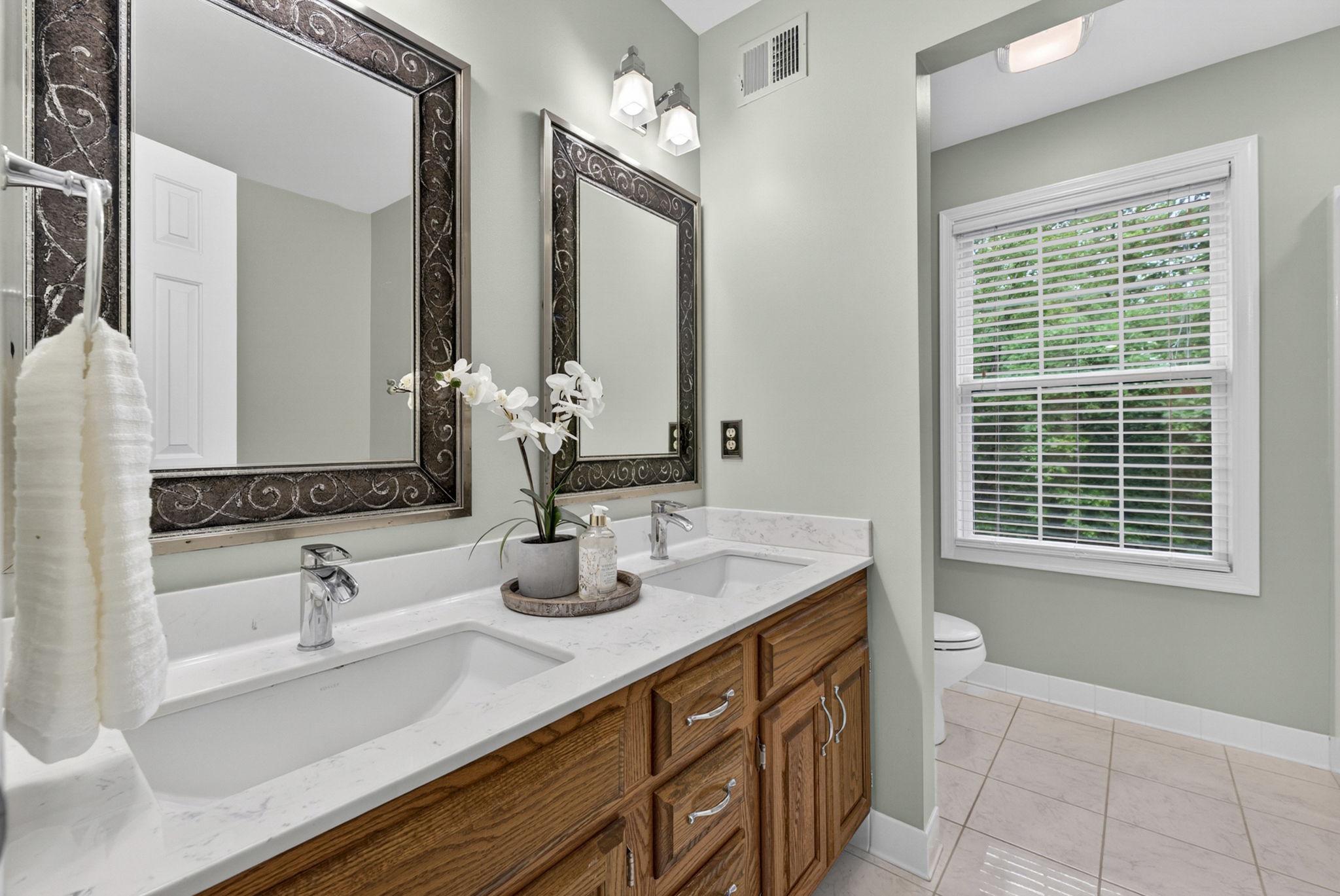 15160 QUAIL RIDGE DR, AMISSVILLE, Virginia 20106, 3 Bedrooms Bedrooms, ,2 BathroomsBathrooms,Residential,15160 QUAIL RIDGE DR,VACU2013600 MLS # VACU2013600