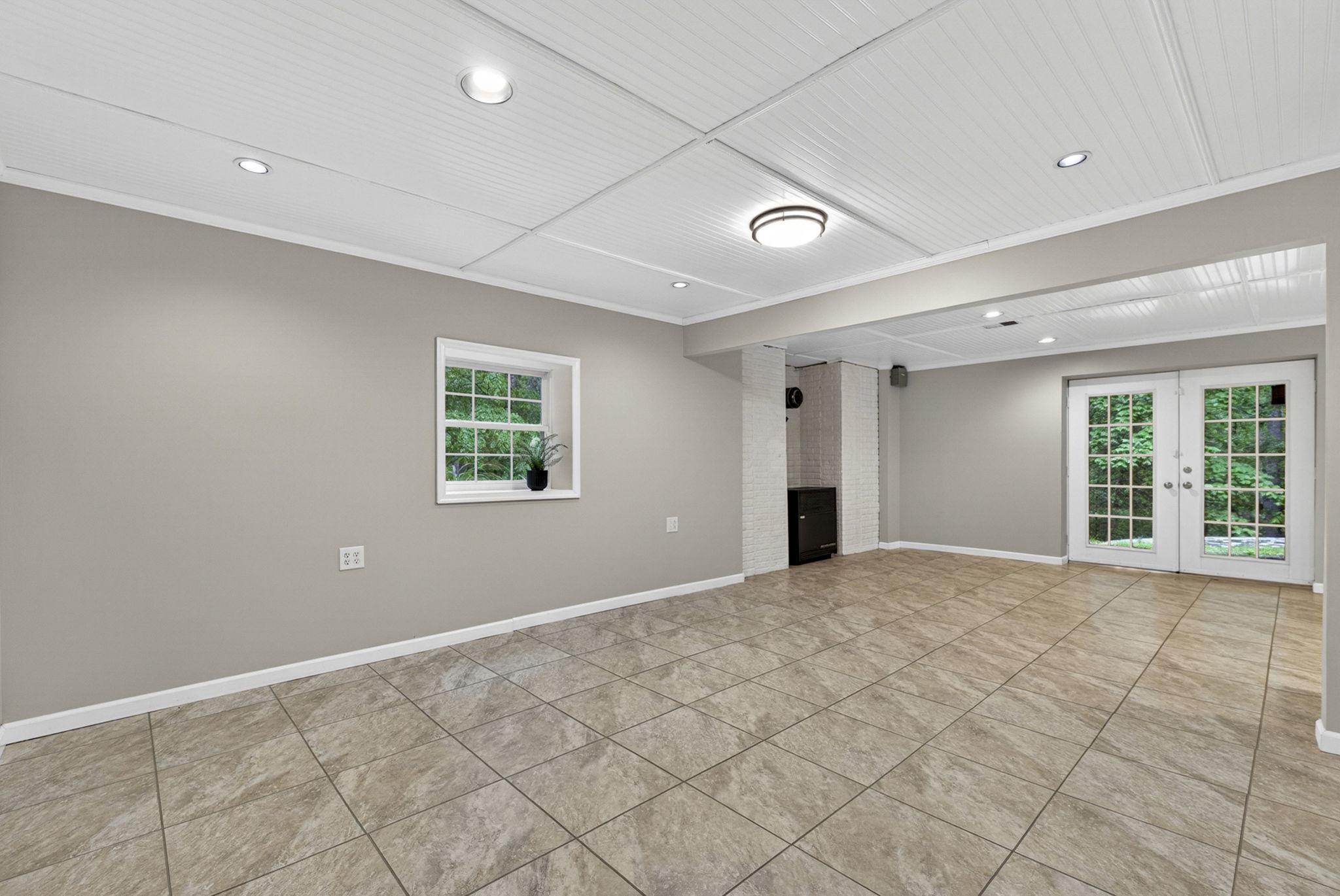 15160 QUAIL RIDGE DR, AMISSVILLE, Virginia 20106, 3 Bedrooms Bedrooms, ,2 BathroomsBathrooms,Residential,15160 QUAIL RIDGE DR,VACU2013600 MLS # VACU2013600
