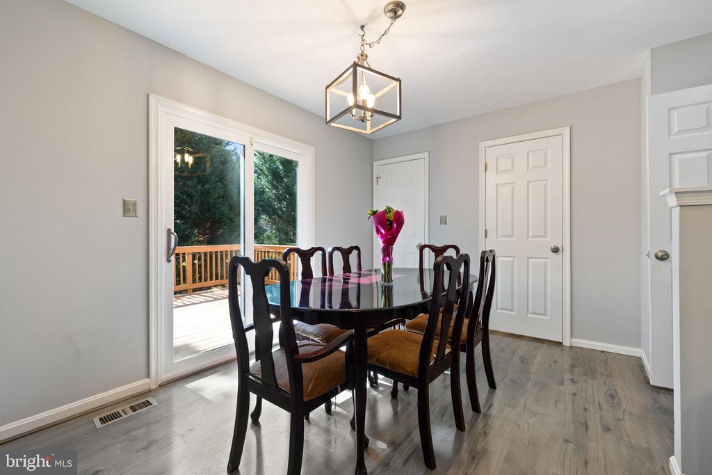 122 DORSET LN, WARRENTON, Virginia 20186, 3 Bedrooms Bedrooms, ,2 BathroomsBathrooms,Residential,122 DORSET LN,VAFQ2022042 MLS # VAFQ2022042