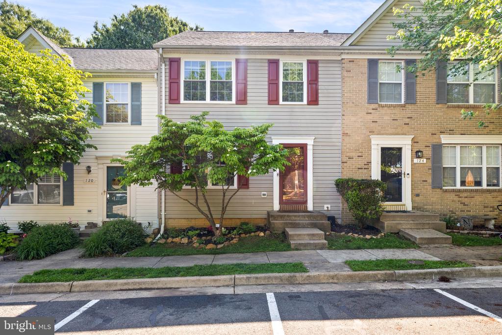 122 DORSET LN, WARRENTON, Virginia 20186, 3 Bedrooms Bedrooms, ,2 BathroomsBathrooms,Residential,122 DORSET LN,VAFQ2022042 MLS # VAFQ2022042