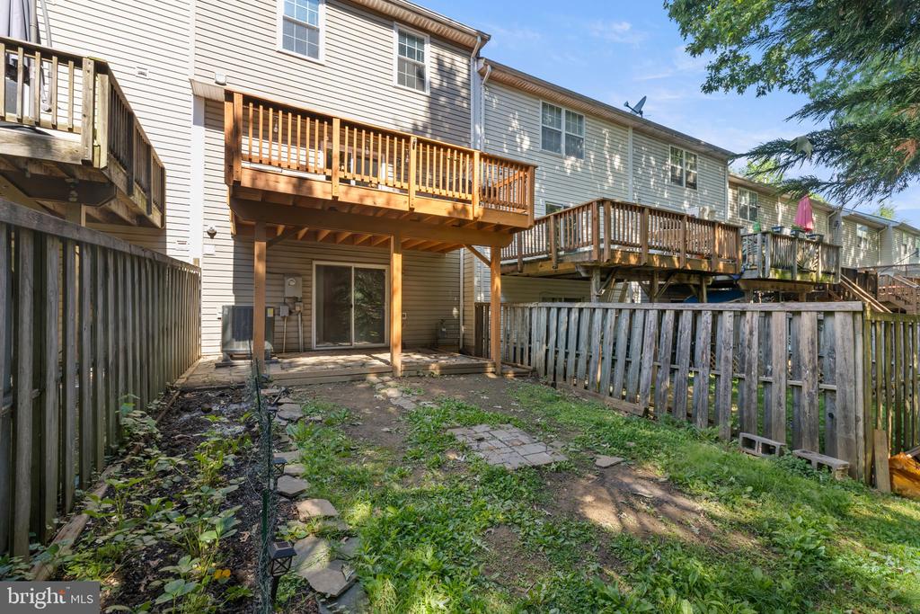 122 DORSET LN, WARRENTON, Virginia 20186, 3 Bedrooms Bedrooms, ,2 BathroomsBathrooms,Residential,122 DORSET LN,VAFQ2022042 MLS # VAFQ2022042