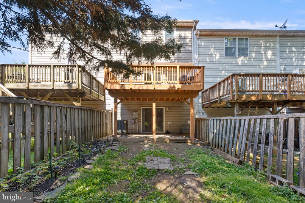 122 DORSET LN, WARRENTON, Virginia 20186, 3 Bedrooms Bedrooms, ,2 BathroomsBathrooms,Residential,122 DORSET LN,VAFQ2022042 MLS # VAFQ2022042