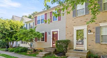 122 DORSET LN, WARRENTON, Virginia 20186, 3 Bedrooms Bedrooms, ,2 BathroomsBathrooms,Residential,122 DORSET LN,VAFQ2022042 MLS # VAFQ2022042