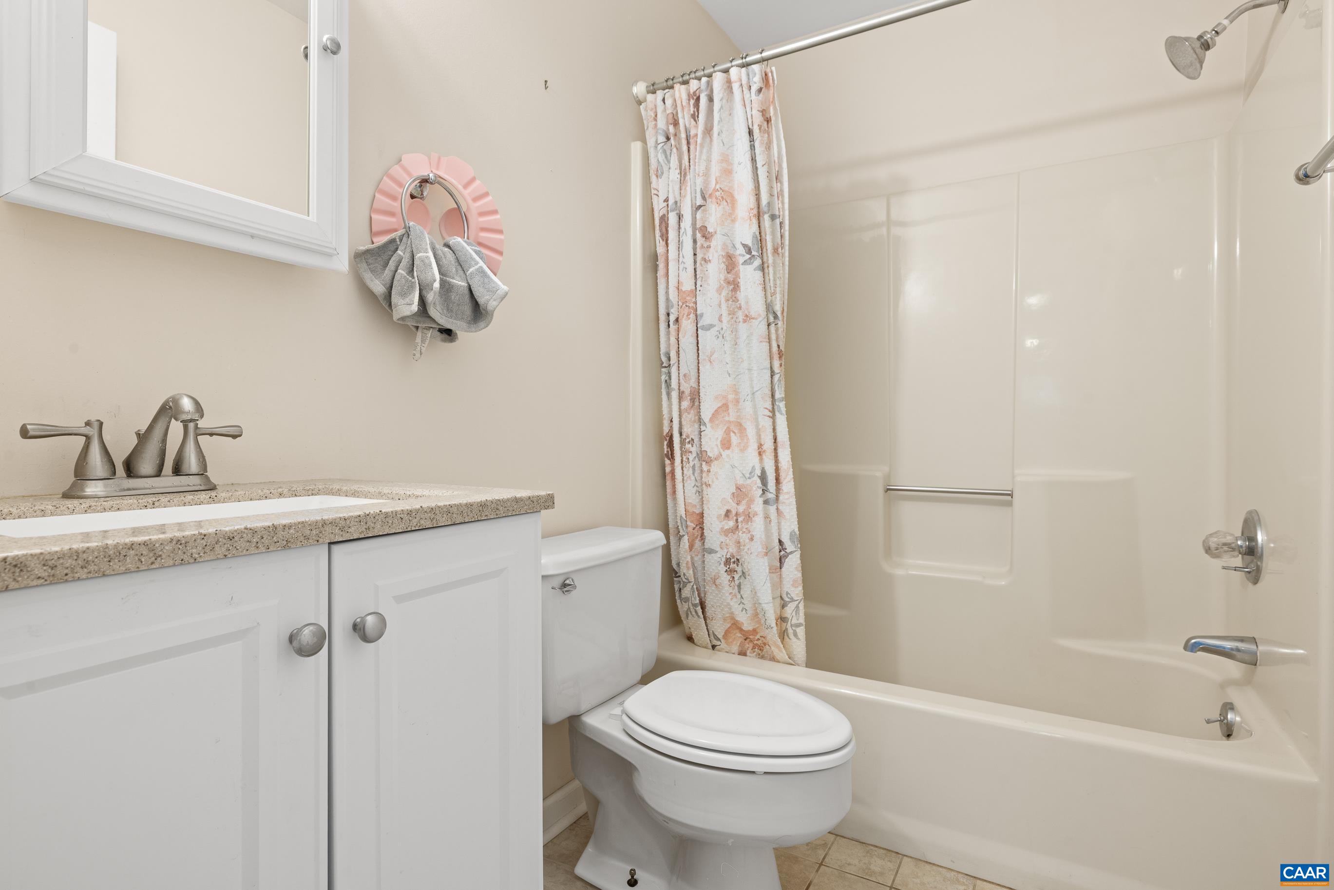 119 WESTWOOD CIR, CHARLOTTESVILLE, Virginia 22903, 3 Bedrooms Bedrooms, ,2 BathroomsBathrooms,Residential,119 WESTWOOD CIR,676883 MLS # 676883