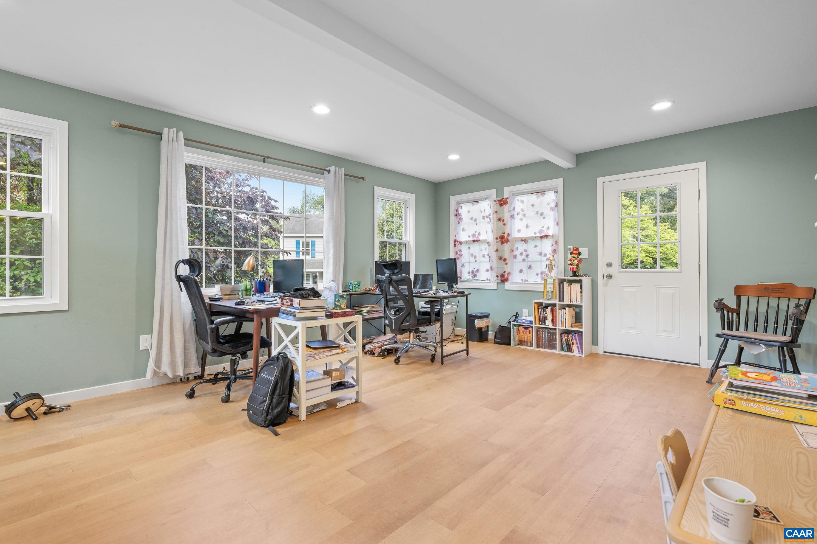 119 WESTWOOD CIR, CHARLOTTESVILLE, Virginia 22903, 3 Bedrooms Bedrooms, ,2 BathroomsBathrooms,Residential,119 WESTWOOD CIR,676883 MLS # 676883