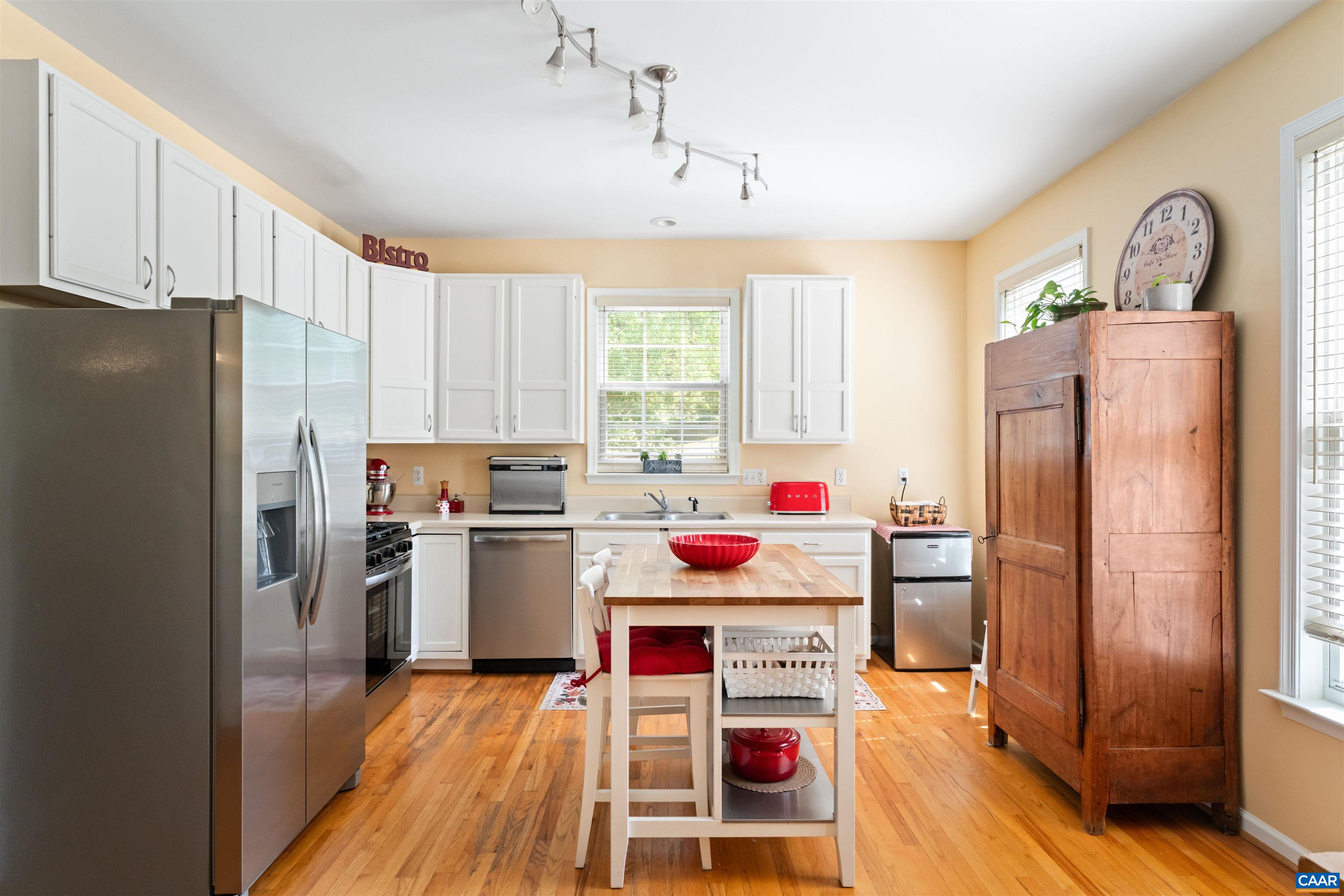 252 LARKSPUR WAY, CHARLOTTESVILLE, Virginia 22902, 3 Bedrooms Bedrooms, ,3 BathroomsBathrooms,Residential,252 LARKSPUR WAY,676930 MLS # 676930