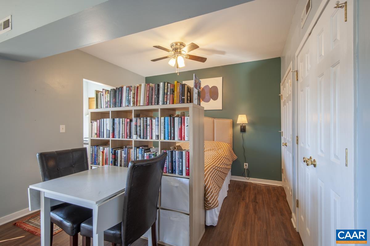 1612 MONTICELLO AVE, CHARLOTTESVILLE, Virginia 22902, ,1 BathroomBathrooms,Residential,Belmont with great views!,1612 MONTICELLO AVE,677011 MLS # 677011