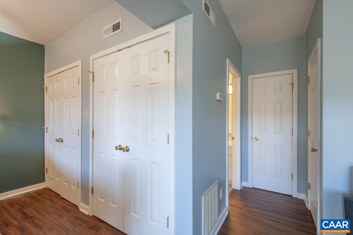 1612 MONTICELLO AVE, CHARLOTTESVILLE, Virginia 22902, ,1 BathroomBathrooms,Residential,Belmont with great views!,1612 MONTICELLO AVE,677011 MLS # 677011