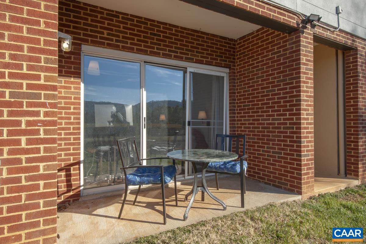 1612 MONTICELLO AVE, CHARLOTTESVILLE, Virginia 22902, ,1 BathroomBathrooms,Residential,Belmont with great views!,1612 MONTICELLO AVE,677011 MLS # 677011