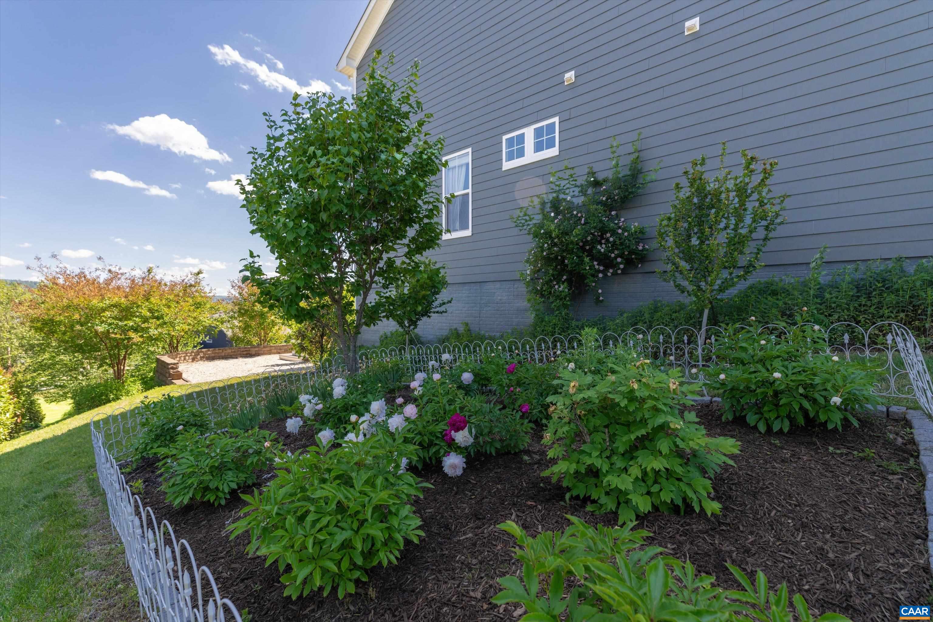 311 MAROON CREEK CT, CHARLOTTESVILLE, Virginia 22903, 4 Bedrooms Bedrooms, ,3 BathroomsBathrooms,Residential,311 MAROON CREEK CT,677026 MLS # 677026 311 MAROON CREEK CT, CHARLOTTESVILLE, Virginia 22903, 4 Bedrooms Bedrooms, ,3 BathroomsBathrooms,Residential,311 MAROON CREEK CT,677026 MLS # 677026