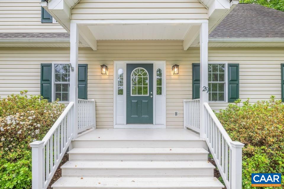 29 TUSCARORA DR, PALMYRA, Virginia 22963, 4 Bedrooms Bedrooms, ,3 BathroomsBathrooms,Residential,29 TUSCARORA DR,677151 MLS # 677151