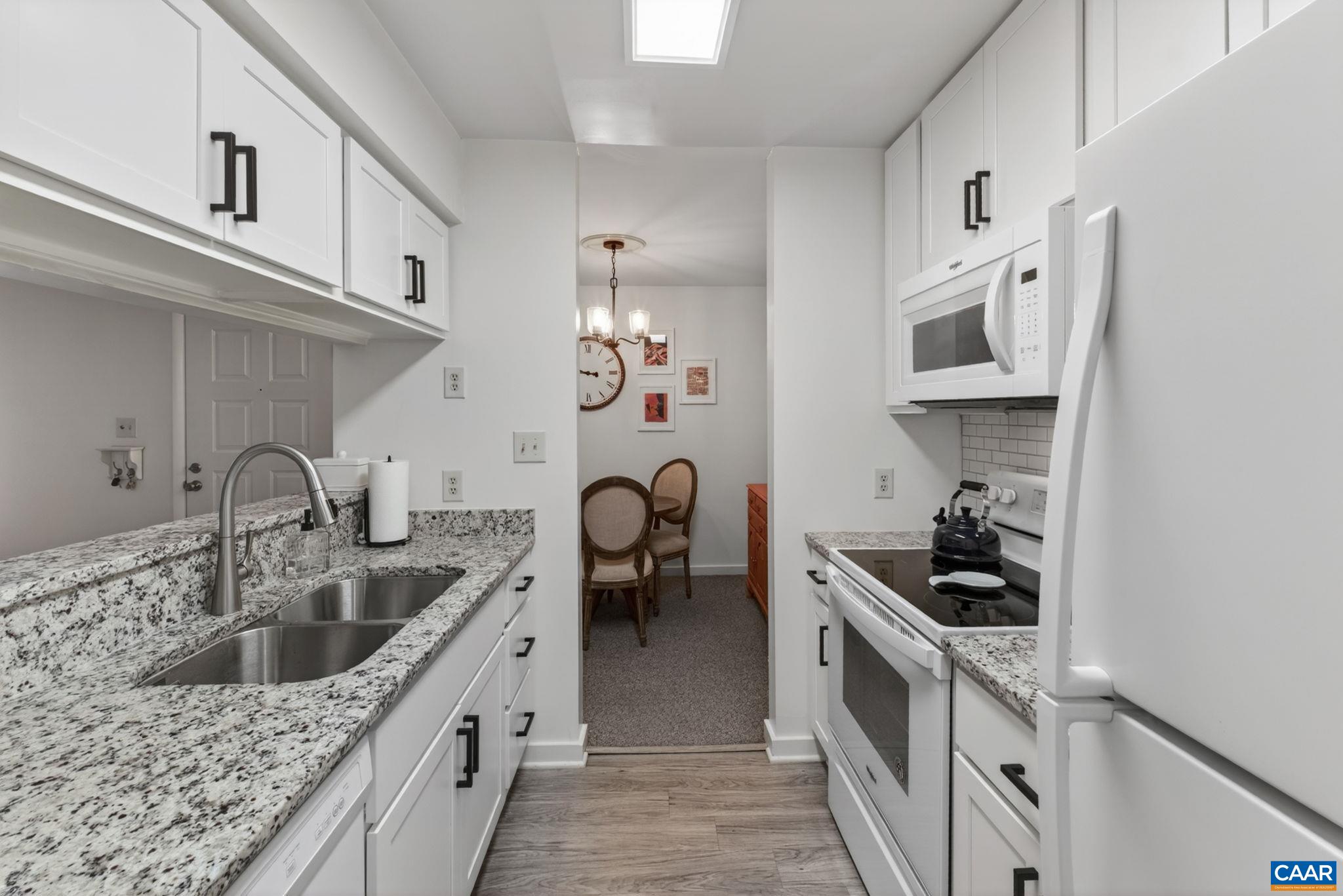 324 SOUTH PANTOPS DR, CHARLOTTESVILLE, Virginia 22911, 2 Bedrooms Bedrooms, ,2 BathroomsBathrooms,Residential,First Floor,324 SOUTH PANTOPS DR,677186 MLS # 677186