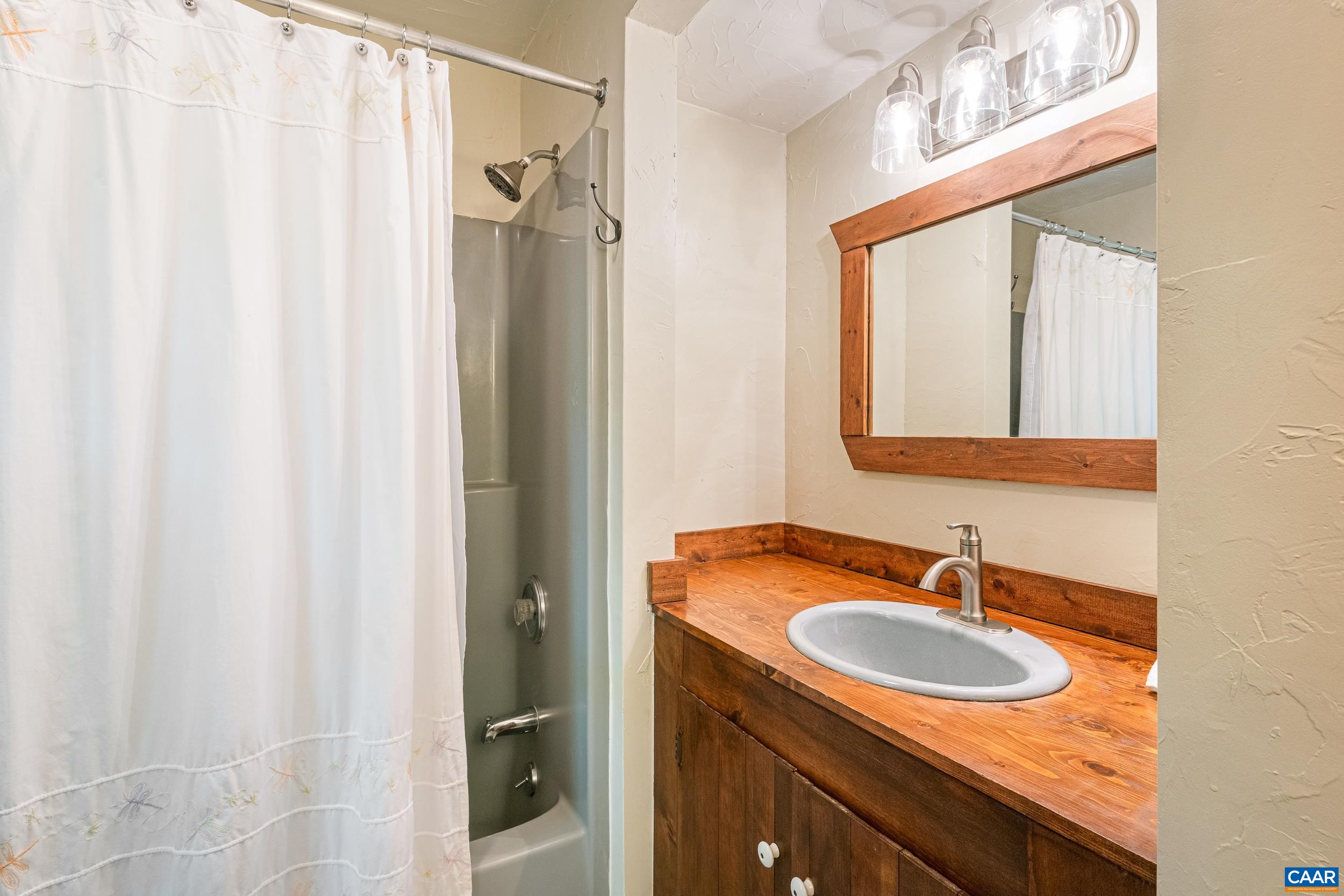 3939 BUCK ISLAND RD, CHARLOTTESVILLE, Virginia 22902, 4 Bedrooms Bedrooms, ,3 BathroomsBathrooms,Residential,3939 BUCK ISLAND RD,677196 MLS # 677196