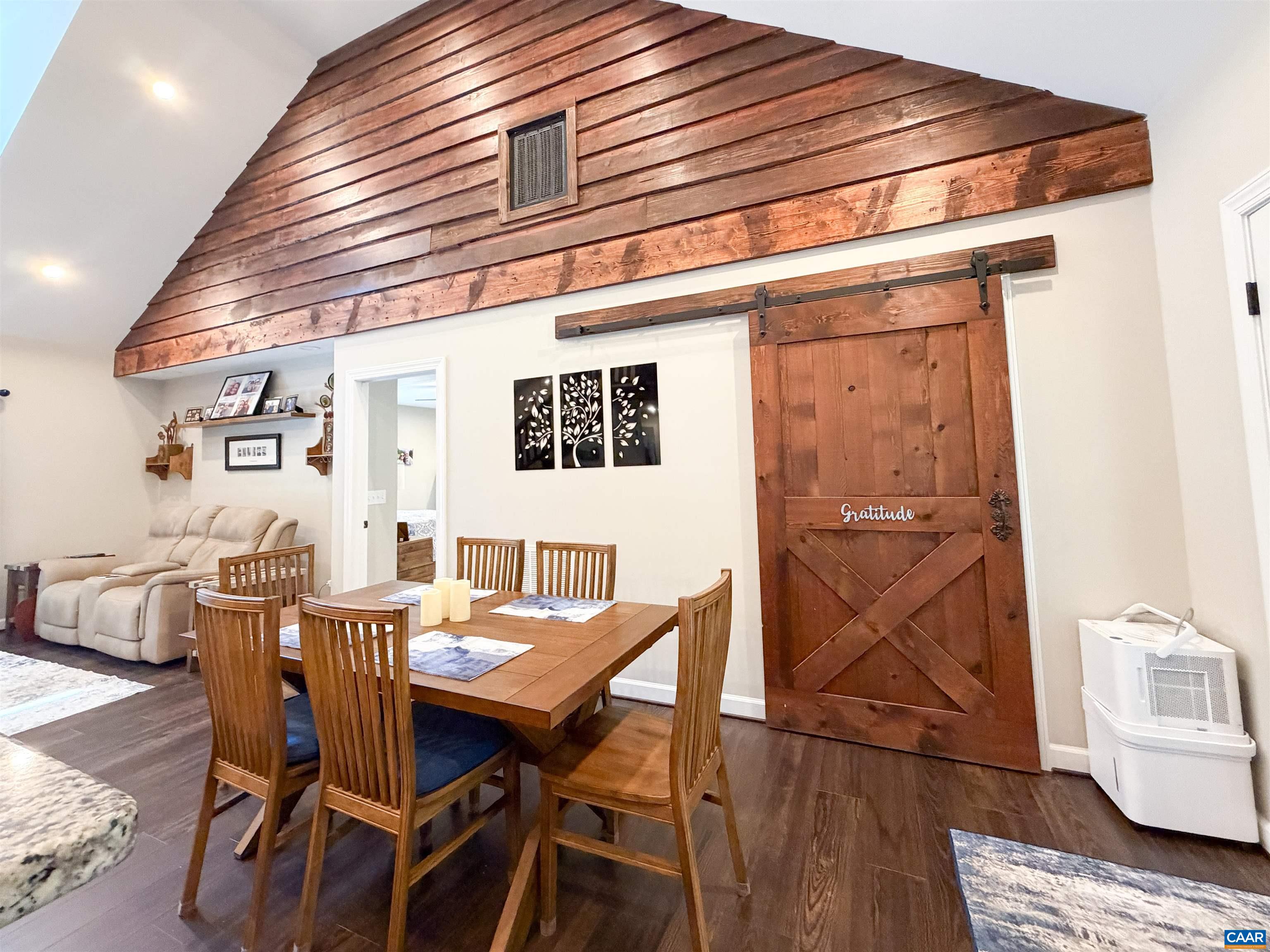 1387 SPREADING OAK RD, ARVONIA, Virginia 23004, 3 Bedrooms Bedrooms, ,2 BathroomsBathrooms,Residential,1387 SPREADING OAK RD,677198 MLS # 677198