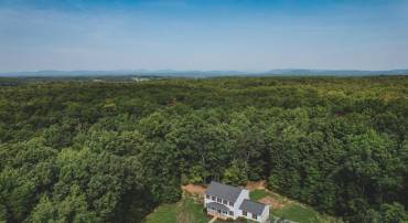 6414 JEFFERSON MILL RD, SCOTTSVILLE, Virginia 24590, 5 Bedrooms Bedrooms, ,3 BathroomsBathrooms,Residential,Colonial Home on 25 acres near Charlottesville,6414 JEFFERSON MILL RD,677200 MLS # 677200