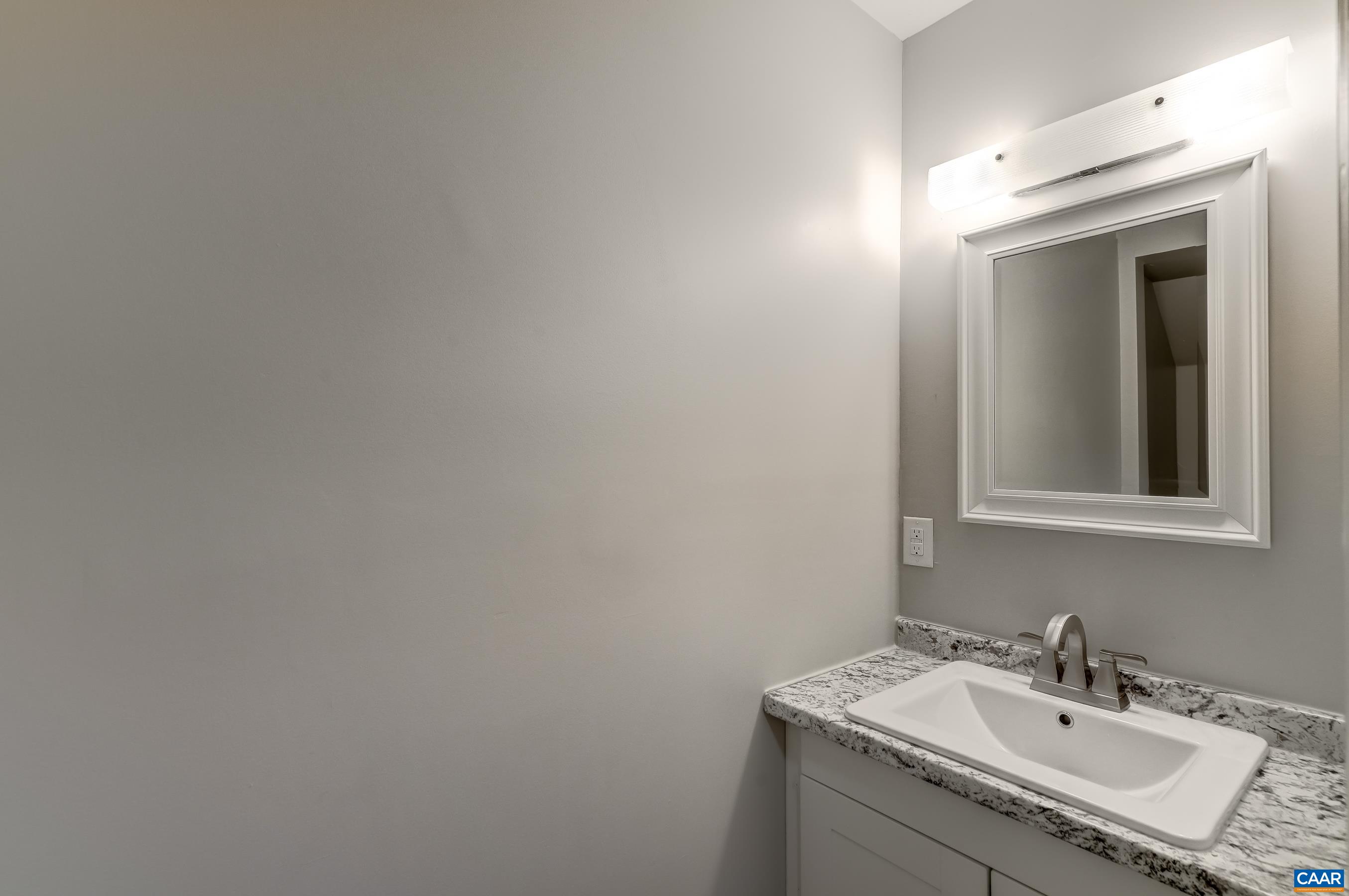 587 SOUTHAMPTON CT, CHARLOTTESVILLE, Virginia 22901, 3 Bedrooms Bedrooms, ,2 BathroomsBathrooms,Residential,587 SOUTHAMPTON CT,677201 MLS # 677201