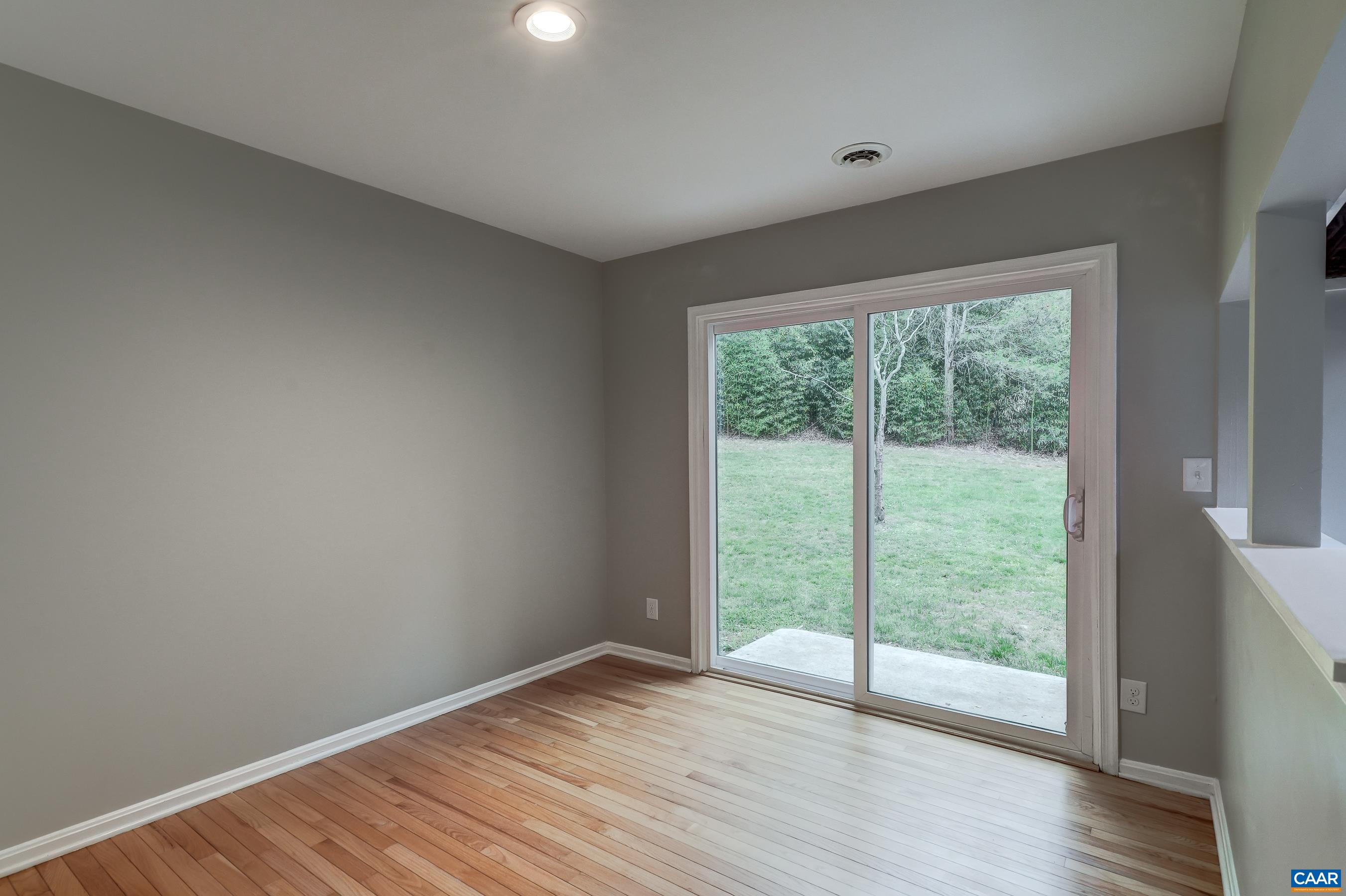 587 SOUTHAMPTON CT, CHARLOTTESVILLE, Virginia 22901, 3 Bedrooms Bedrooms, ,2 BathroomsBathrooms,Residential,587 SOUTHAMPTON CT,677201 MLS # 677201