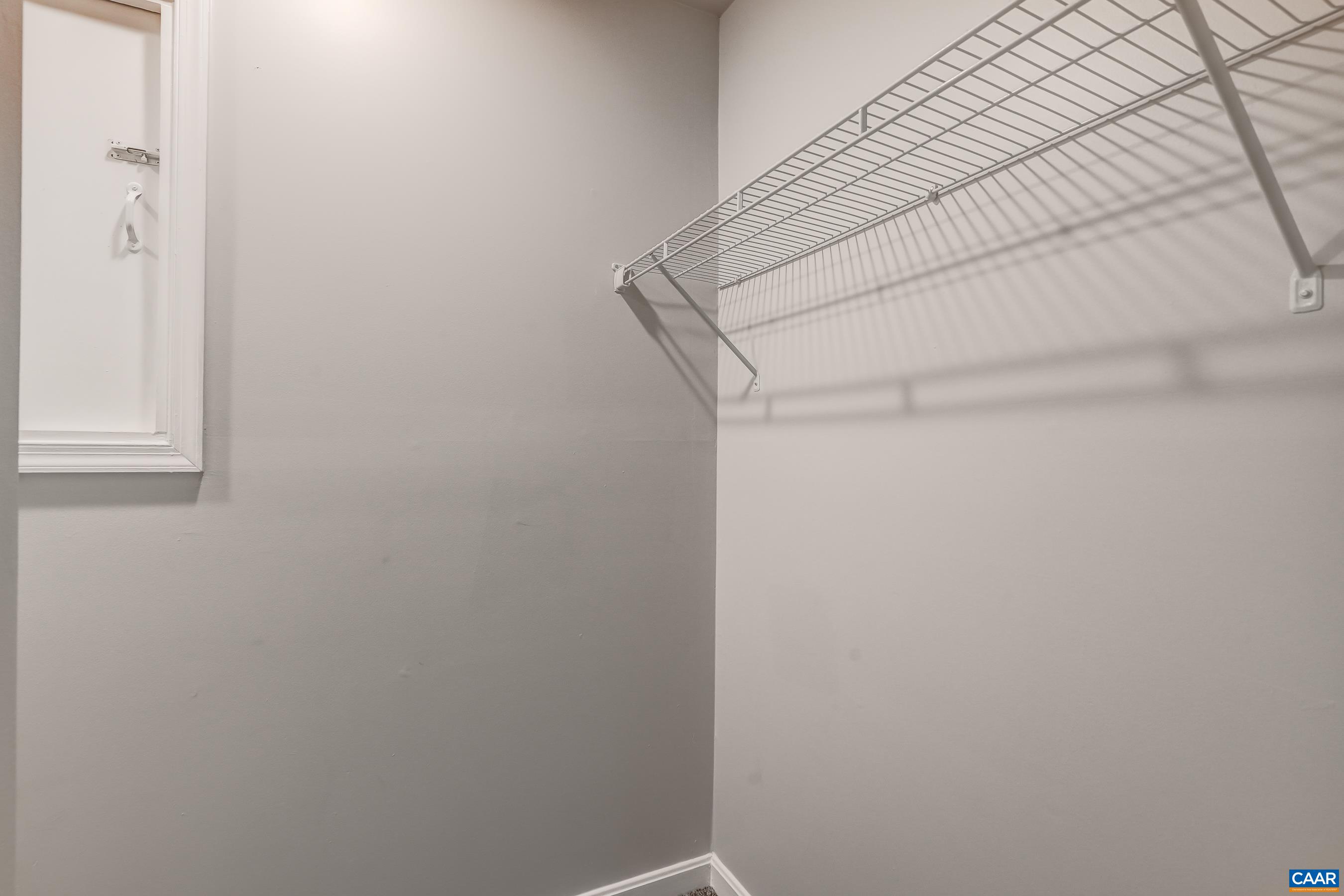 587 SOUTHAMPTON CT, CHARLOTTESVILLE, Virginia 22901, 3 Bedrooms Bedrooms, ,2 BathroomsBathrooms,Residential,587 SOUTHAMPTON CT,677201 MLS # 677201