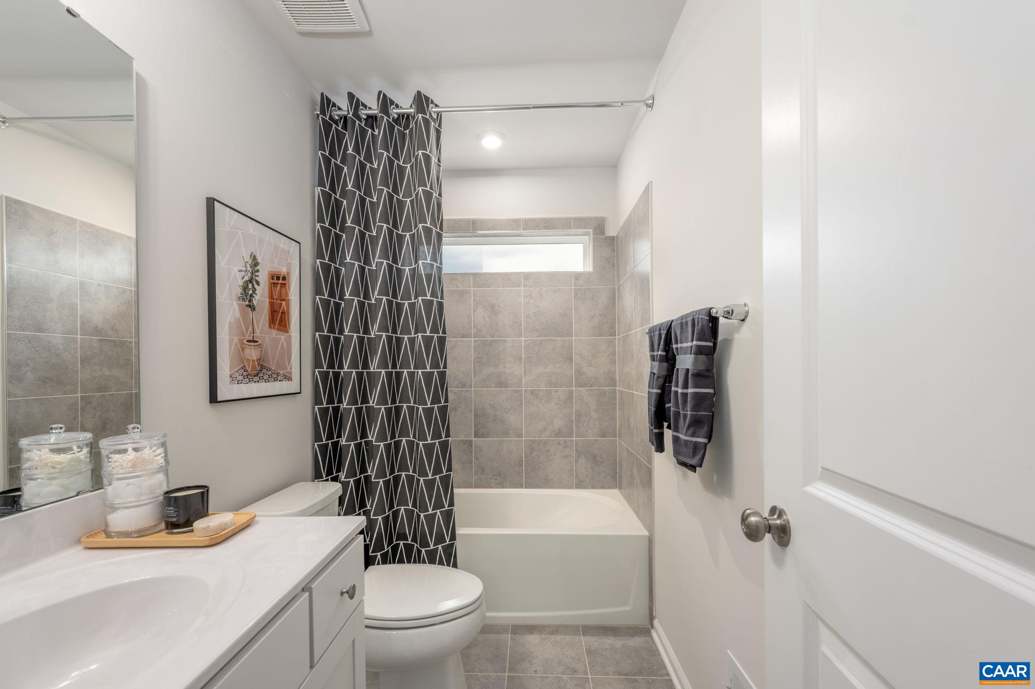 3067 SWALLOWTAIL LN, CHARLOTTESVILLE, Virginia 22902, 4 Bedrooms Bedrooms, ,3 BathroomsBathrooms,Residential,The Ashton Townhome at Southwood,3067 SWALLOWTAIL LN,677205 MLS # 677205