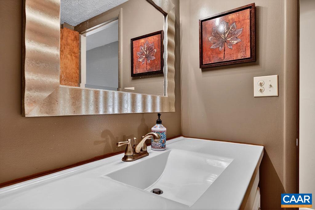 2231 TANNERS RIDGE CONDOS, WINTERGREEN, Virginia 22967, 1 Bedroom Bedrooms, ,1 BathroomBathrooms,Residential,2231 TANNERS RIDGE CONDOS,677206 MLS # 677206