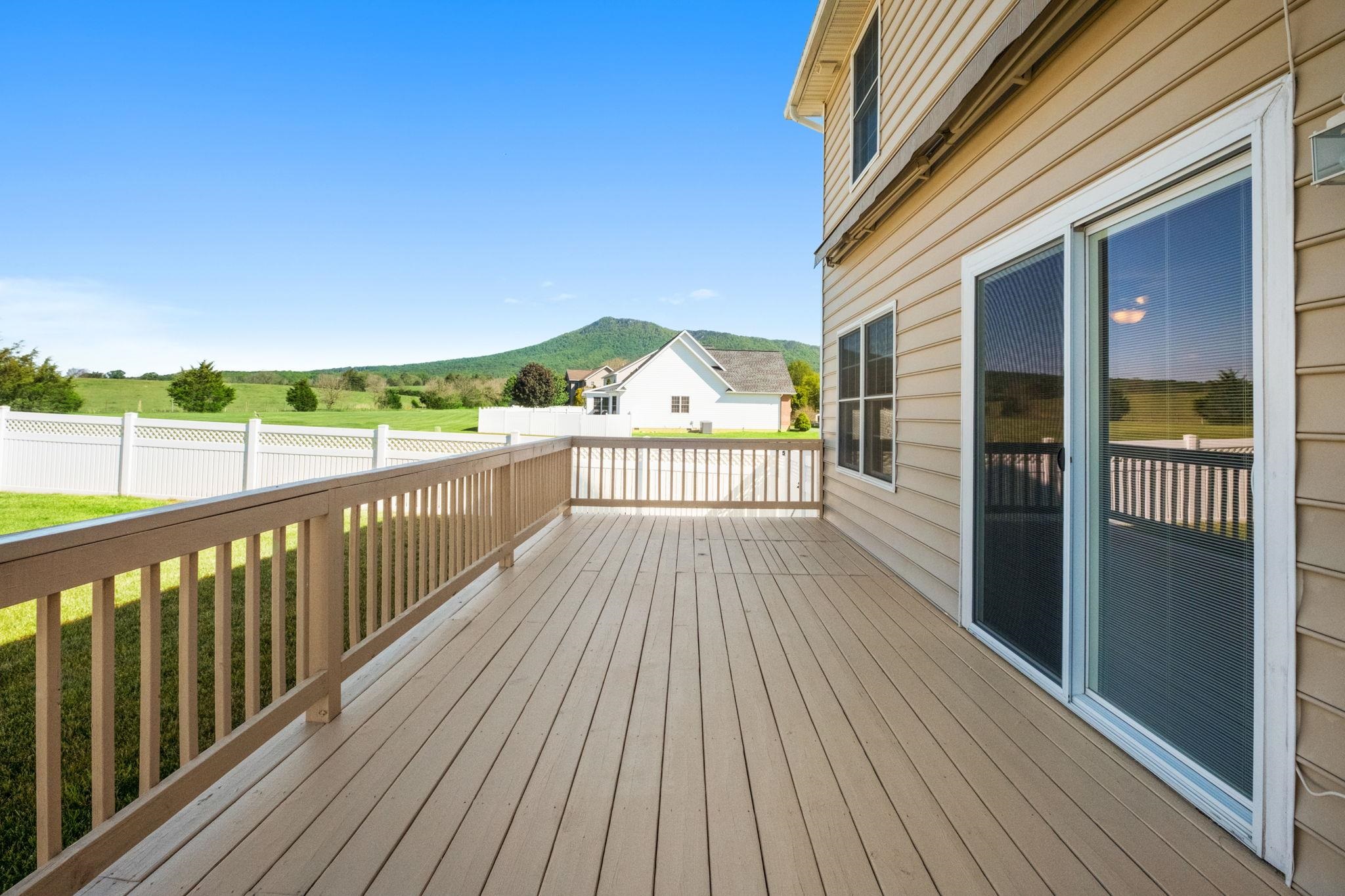 560 DRY MEADOW RD, MCGAHEYSVILLE, Virginia 22840, 4 Bedrooms Bedrooms, ,2 BathroomsBathrooms,Residential,560 DRY MEADOW RD,677207 MLS # 677207