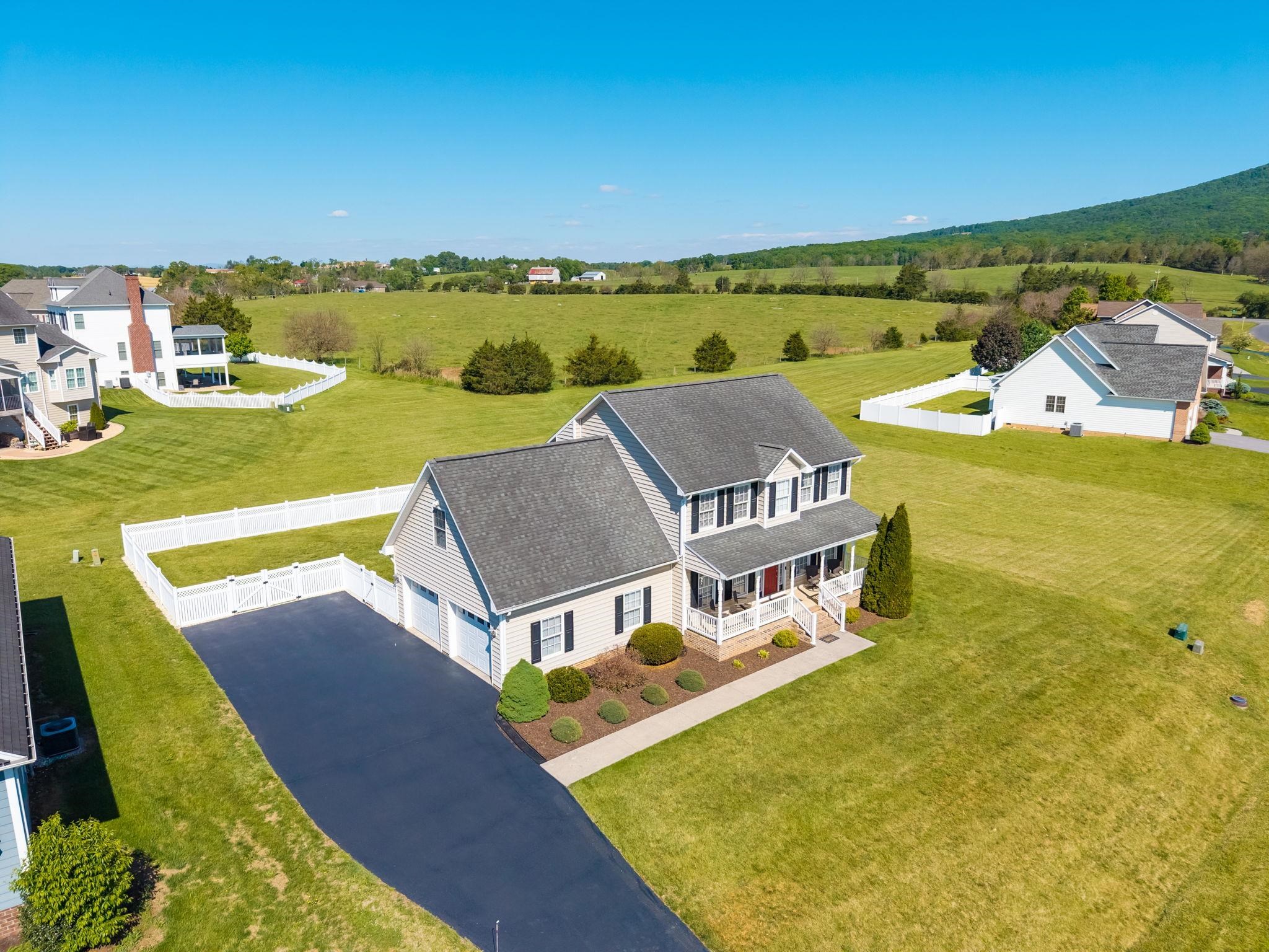 560 DRY MEADOW RD, MCGAHEYSVILLE, Virginia 22840, 4 Bedrooms Bedrooms, ,2 BathroomsBathrooms,Residential,560 DRY MEADOW RD,677207 MLS # 677207