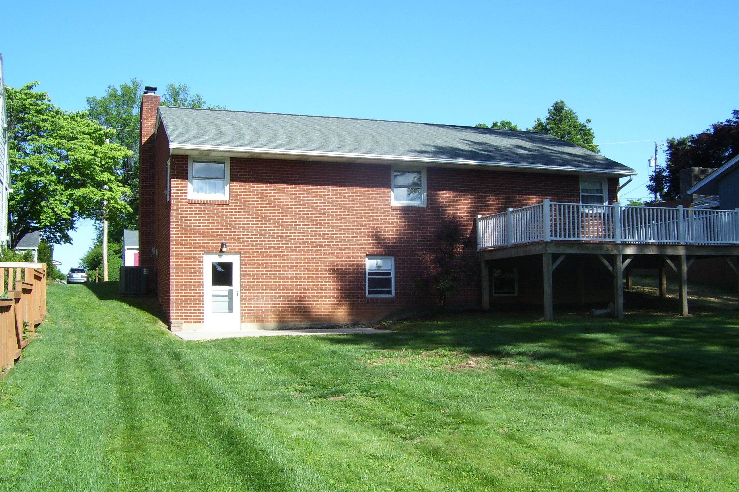 347 MONTICELLO AVE, HARRISONBURG, Virginia 22801, 3 Bedrooms Bedrooms, ,1 BathroomBathrooms,Residential,347 MONTICELLO AVE,677209 MLS # 677209