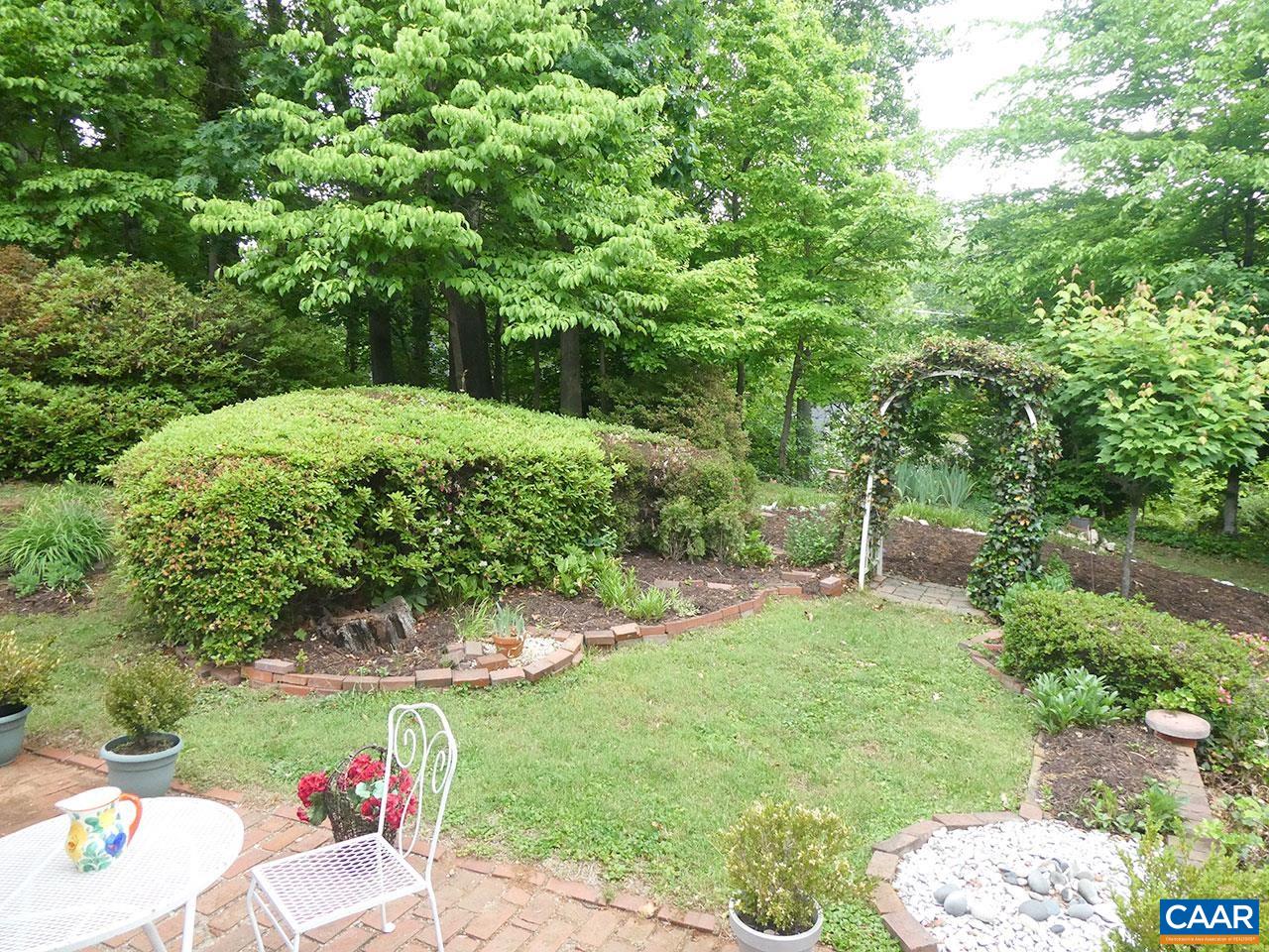 1502 TRAILRIDGE RD, CHARLOTTESVILLE, Virginia 22903, 3 Bedrooms Bedrooms, ,2 BathroomsBathrooms,Residential,1502 TRAILRIDGE RD,677210 MLS # 677210