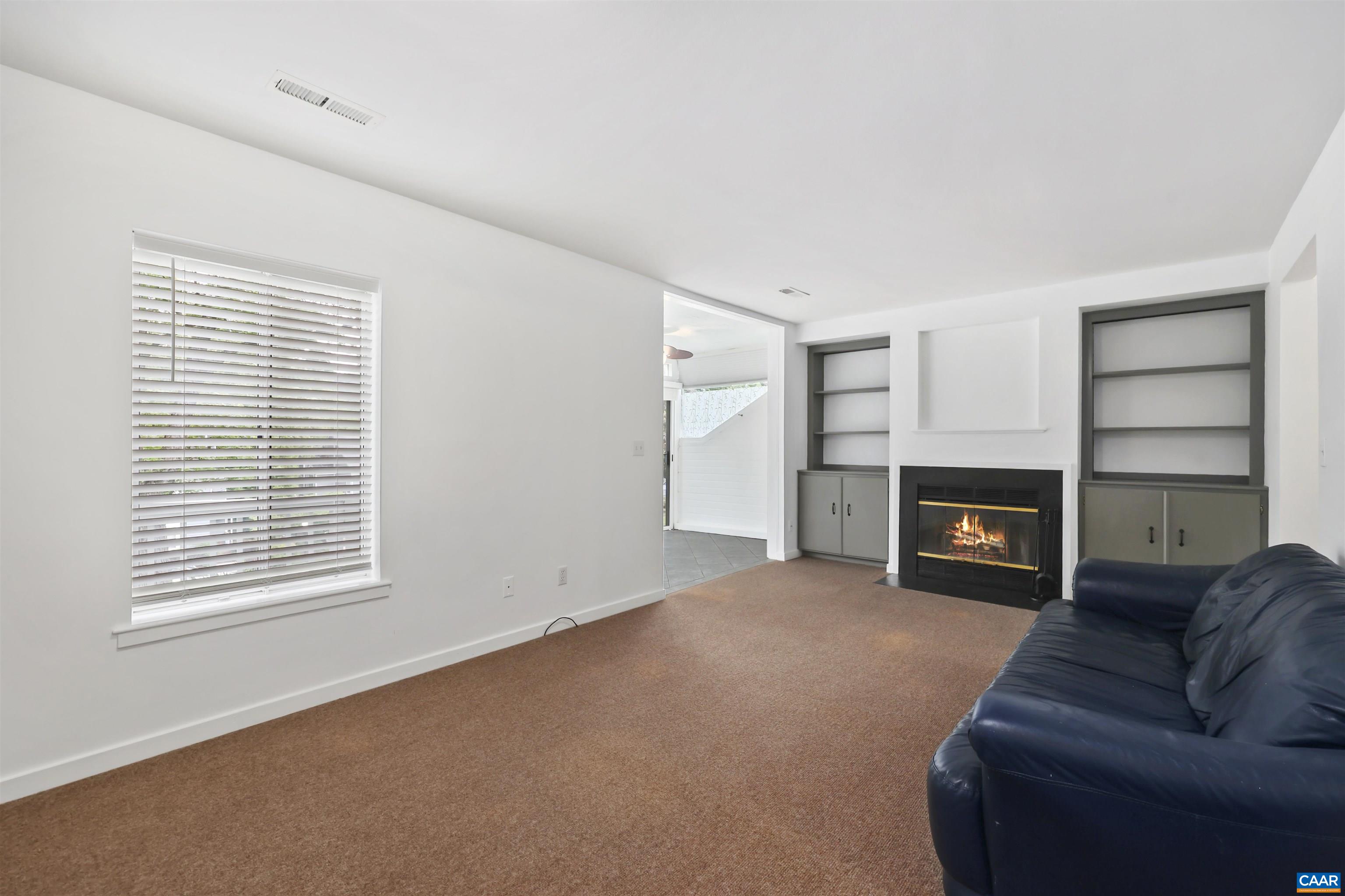 1250 MAPLE VIEW DR, CHARLOTTESVILLE, Virginia 22902, 3 Bedrooms Bedrooms, ,2 BathroomsBathrooms,Residential,1250 MAPLE VIEW DR,677211 MLS # 677211
