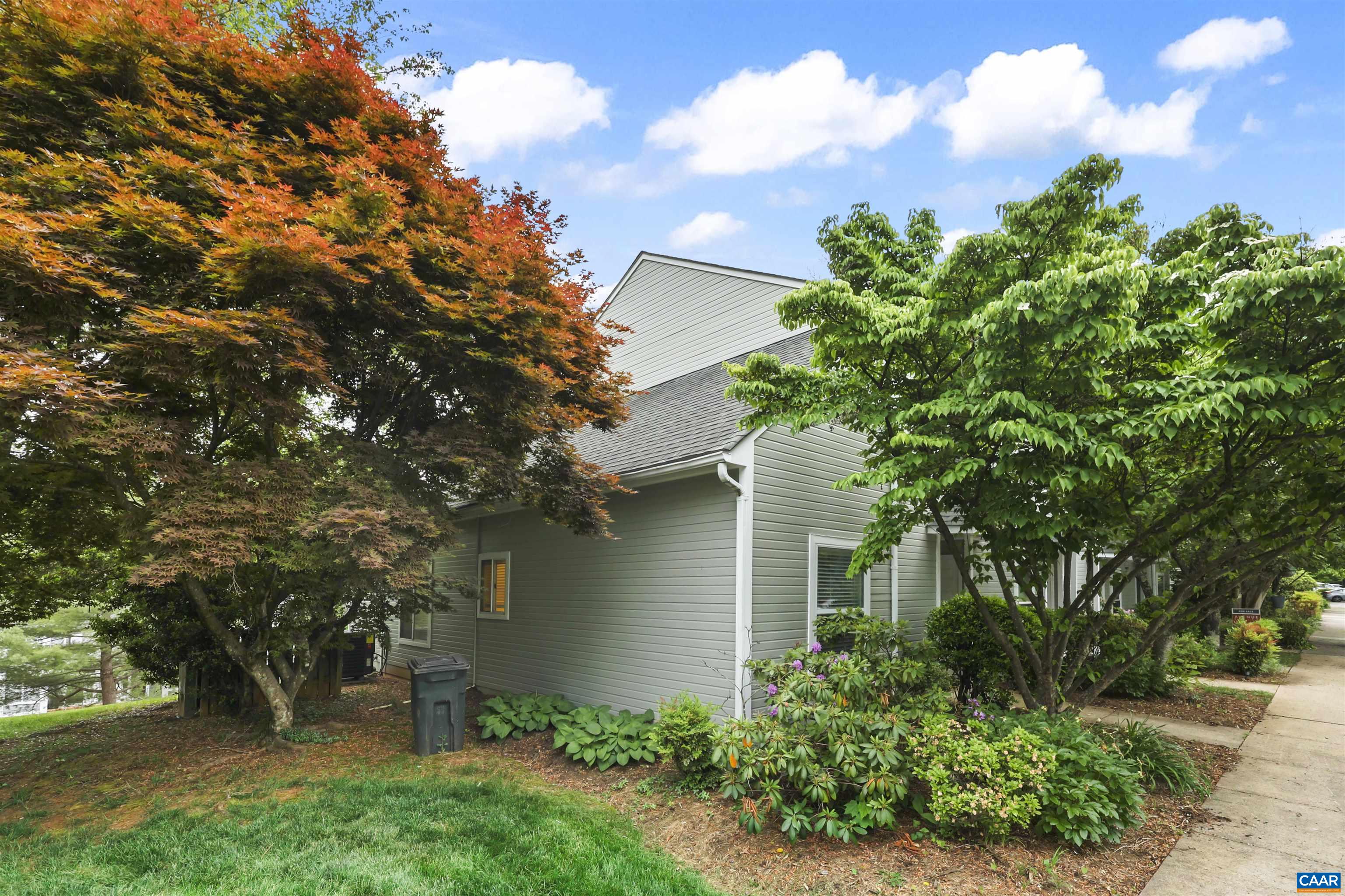 1250 MAPLE VIEW DR, CHARLOTTESVILLE, Virginia 22902, 3 Bedrooms Bedrooms, ,2 BathroomsBathrooms,Residential,1250 MAPLE VIEW DR,677211 MLS # 677211