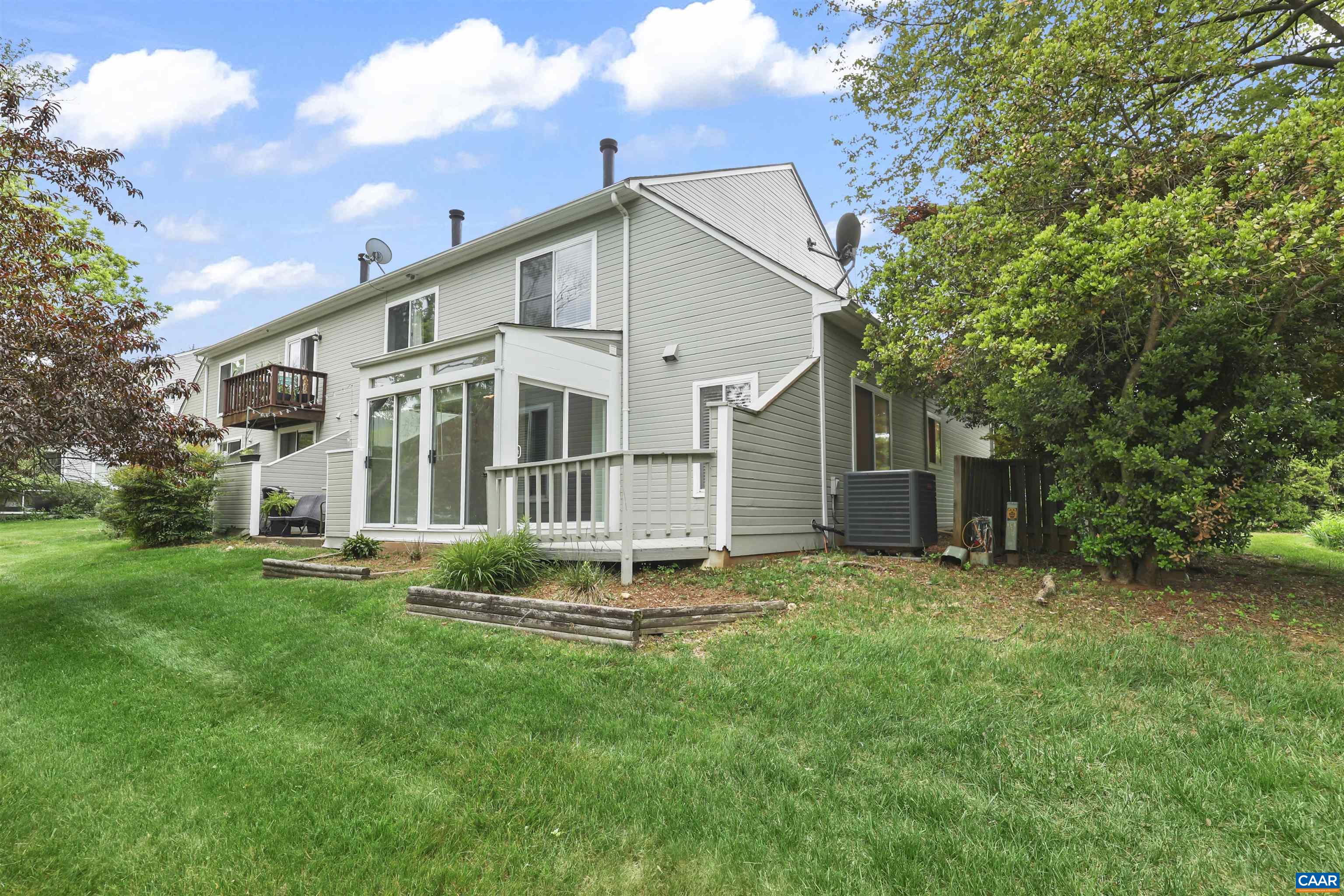 1250 MAPLE VIEW DR, CHARLOTTESVILLE, Virginia 22902, 3 Bedrooms Bedrooms, ,2 BathroomsBathrooms,Residential,1250 MAPLE VIEW DR,677211 MLS # 677211