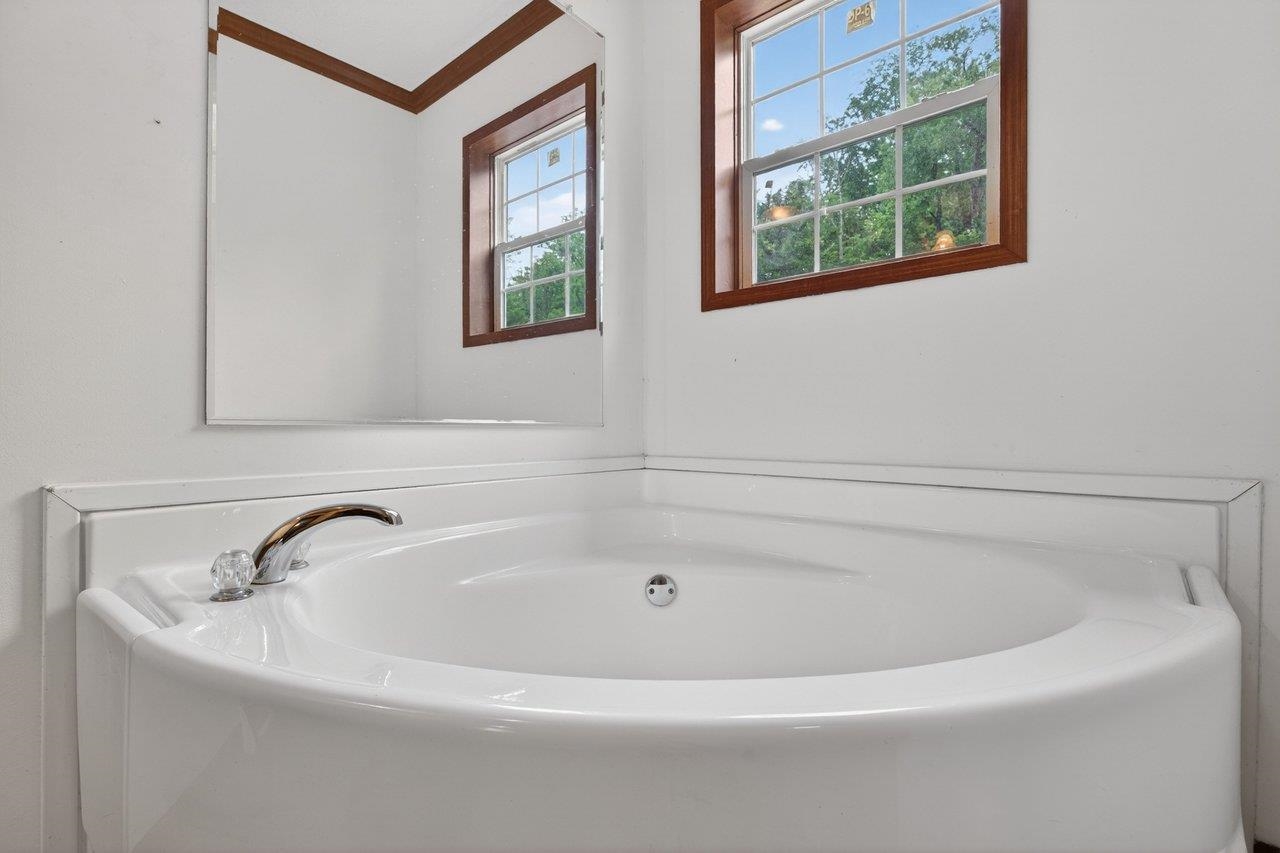 16229 NORTH MOUNTAIN RD, BROADWAY, Virginia 22815, 3 Bedrooms Bedrooms, ,2 BathroomsBathrooms,Residential,16229 NORTH MOUNTAIN RD,677212 MLS # 677212