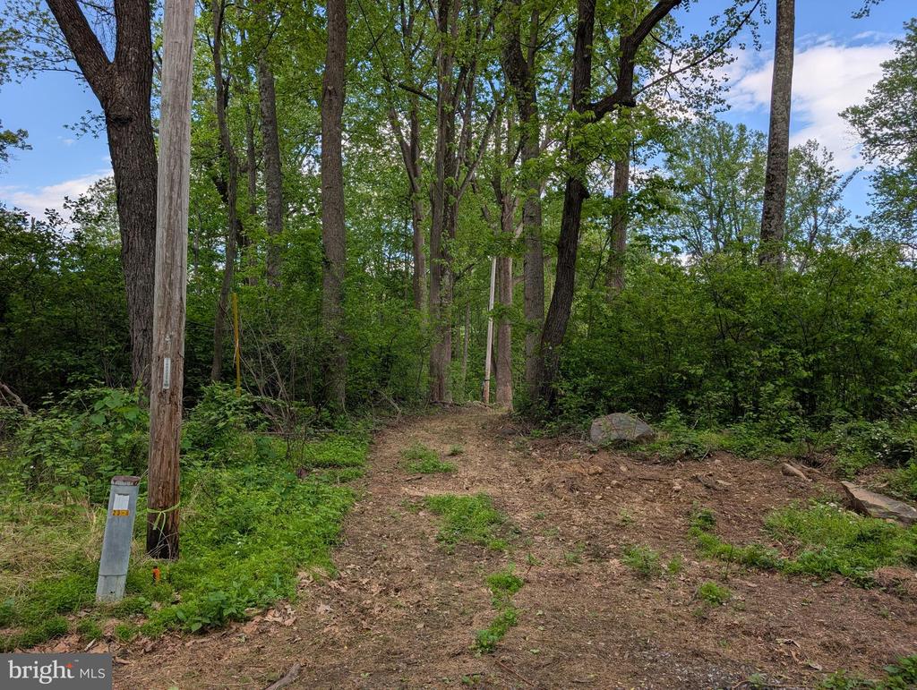 3964 HIDDEN VALLEY LN, LINDEN, Virginia 22642, ,Land,3964 HIDDEN VALLEY LN,VAFQ2022086 MLS # VAFQ2022086