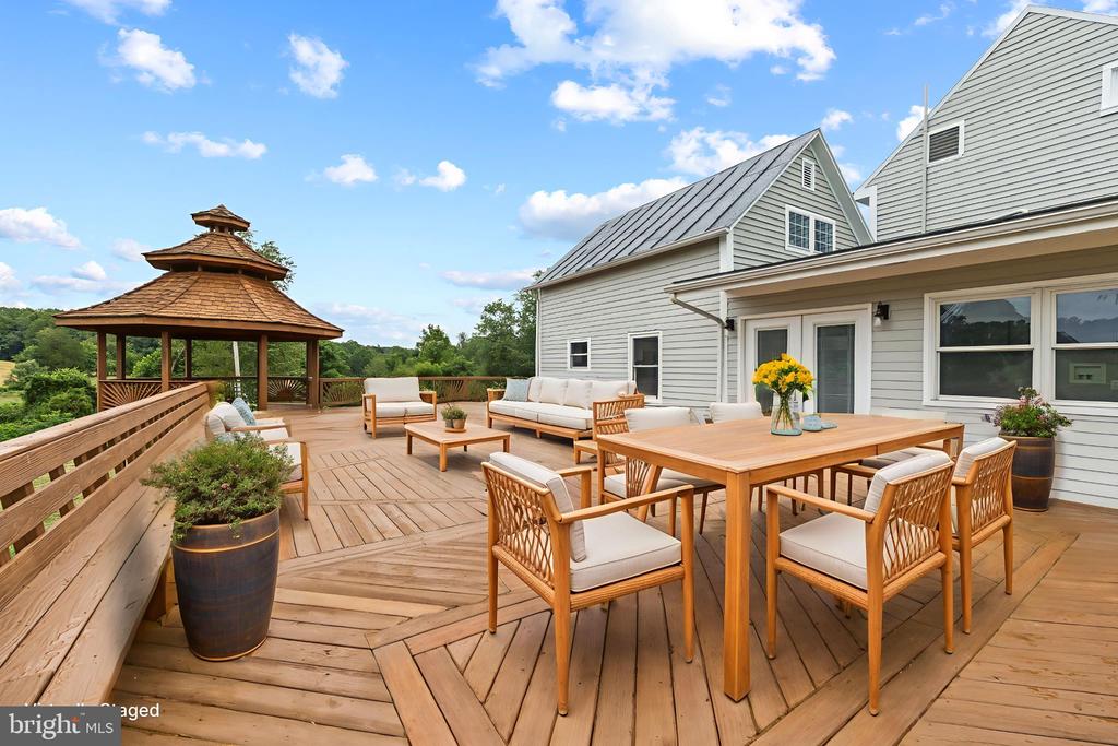 13506 TEAR JAMES TRL, AMISSVILLE, Virginia 20106, 3 Bedrooms Bedrooms, ,2 BathroomsBathrooms,Residential,13506 TEAR JAMES TRL,VACU2011382 MLS # VACU2011382