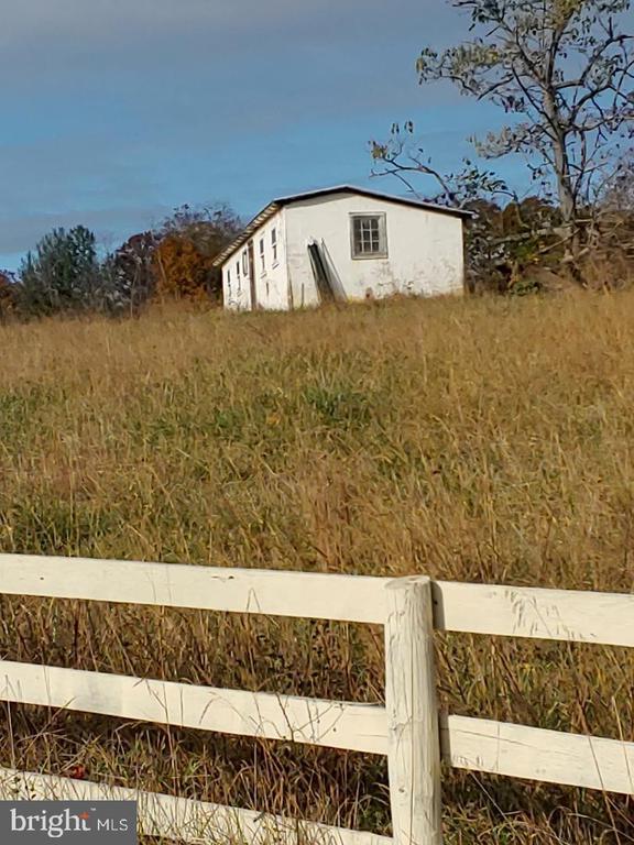 13506 TEAR JAMES TRL, AMISSVILLE, Virginia 20106, 3 Bedrooms Bedrooms, ,2 BathroomsBathrooms,Residential,13506 TEAR JAMES TRL,VACU2011382 MLS # VACU2011382