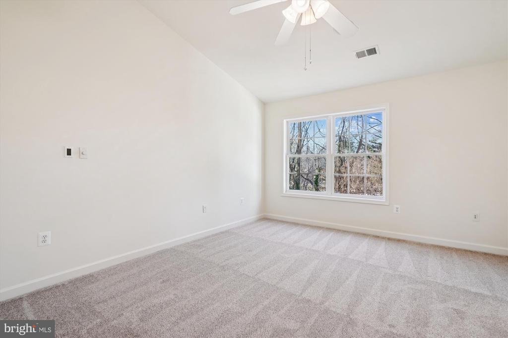 796 COL EDMONDS CT, WARRENTON, Virginia 20186, 3 Bedrooms Bedrooms, ,3 BathroomsBathrooms,Residential,796 COL EDMONDS CT,VAFQ2019894 MLS # VAFQ2019894