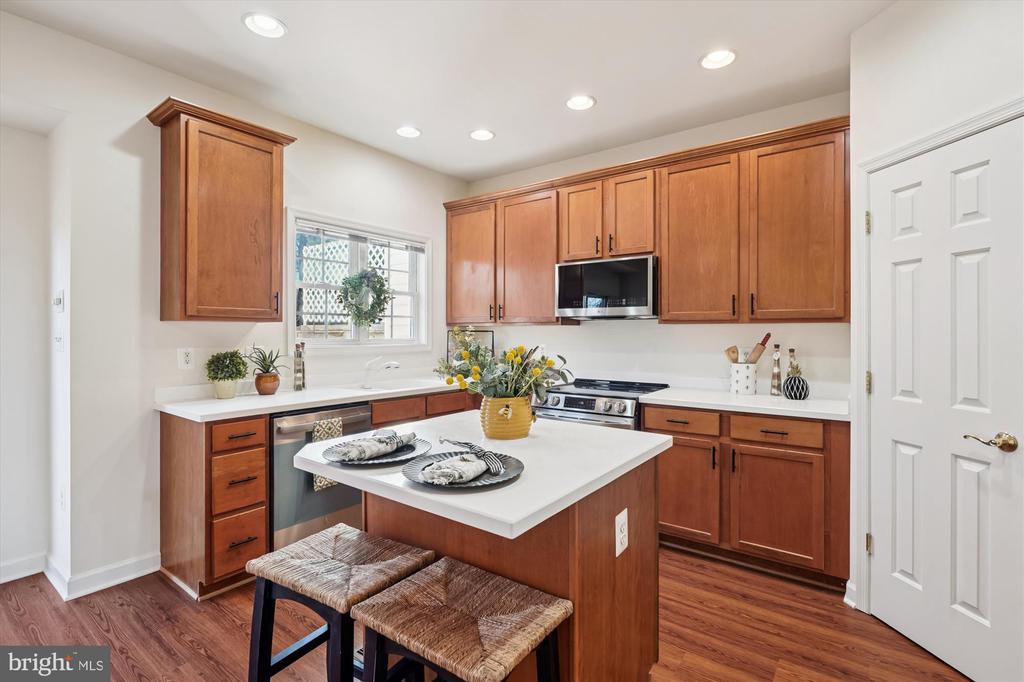 796 COL EDMONDS CT, WARRENTON, Virginia 20186, 3 Bedrooms Bedrooms, ,3 BathroomsBathrooms,Residential,796 COL EDMONDS CT,VAFQ2019894 MLS # VAFQ2019894