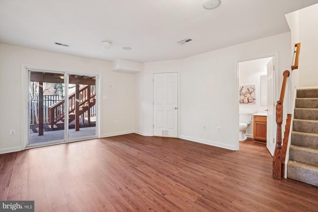 796 COL EDMONDS CT, WARRENTON, Virginia 20186, 3 Bedrooms Bedrooms, ,3 BathroomsBathrooms,Residential,796 COL EDMONDS CT,VAFQ2019894 MLS # VAFQ2019894
