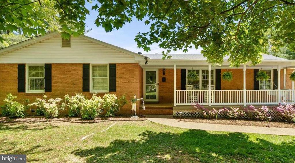 5291 MERRY OAKS RD, THE PLAINS, Virginia 20198, 4 Bedrooms Bedrooms, ,3 BathroomsBathrooms,Residential,5291 MERRY OAKS RD,VAFQ2020510 MLS # VAFQ2020510