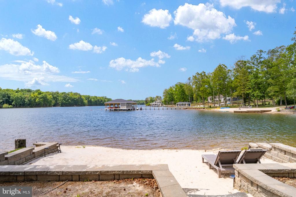 120 FAIRVIEW DR, MINERAL, Virginia 23117, 5 Bedrooms Bedrooms, ,4 BathroomsBathrooms,Residential,120 FAIRVIEW DR,VALA2009872 MLS # VALA2009872