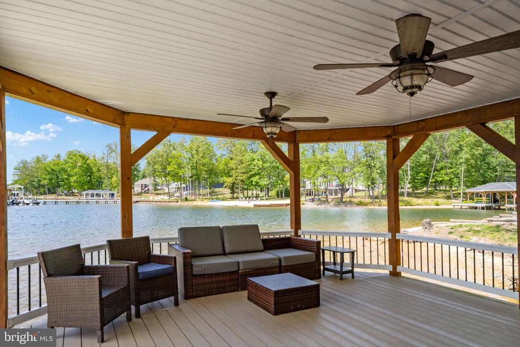 120 FAIRVIEW DR, MINERAL, Virginia 23117, 5 Bedrooms Bedrooms, ,4 BathroomsBathrooms,Residential,120 FAIRVIEW DR,VALA2009872 MLS # VALA2009872
