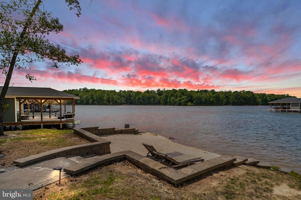 120 FAIRVIEW DR, MINERAL, Virginia 23117, 5 Bedrooms Bedrooms, ,4 BathroomsBathrooms,Residential,120 FAIRVIEW DR,VALA2009872 MLS # VALA2009872
