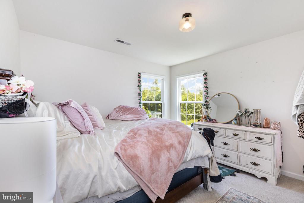 8835 JENNINGS LN, SPOTSYLVANIA, Virginia 22551, 4 Bedrooms Bedrooms, ,2 BathroomsBathrooms,Residential,8835 JENNINGS LN,VASP2041960 MLS # VASP2041960
